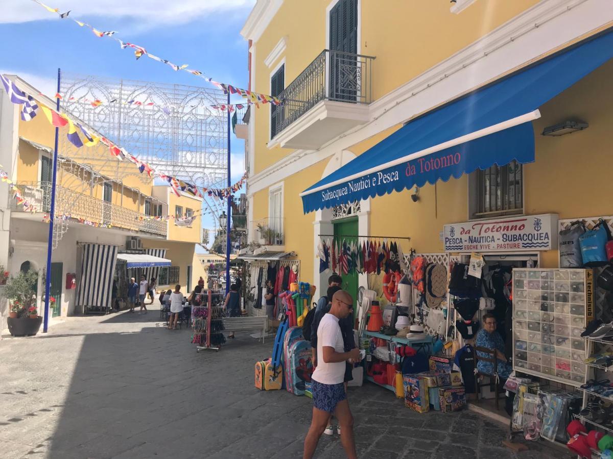 Clorinda - Immobilevante Ponza Exterior photo
